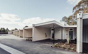 Clare Hillside Apartments